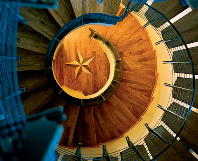 Spiral to the Stars