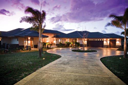 Photo of outside of Maui home