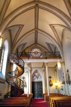 Jjj 213 Hf Loretto Chapel Miraculous Staircase Overall Web