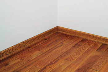 photo of floor molding