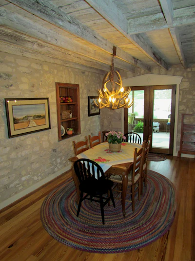 11 Squaw Creek Ranch Dinning Room After Renovation