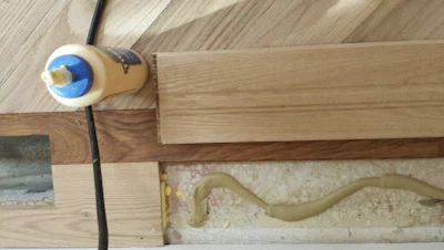 Keith Long Border Glued
