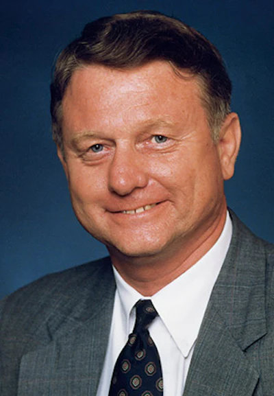 Ron Parkinson, Hartco Flooring Co., is elected president.