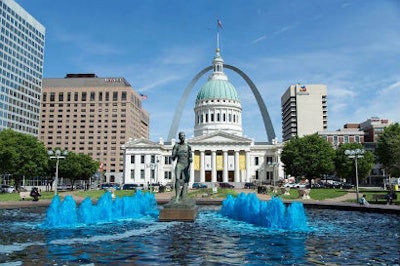The view of the Old Courthouse and Gateway Arch, looking eastward from Kiener Plaza in downtown St. Louis.