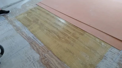 2 24 Glue Troweled