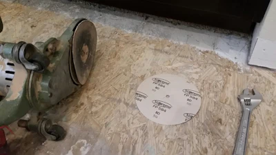 4 21 Toekick Edger