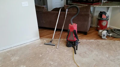 4 21 Vacuum With Wand