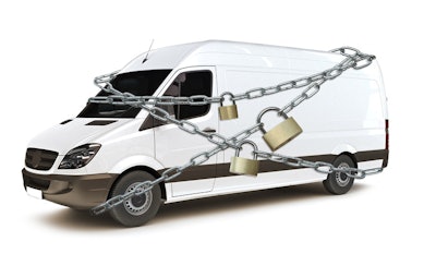 Truckinchains Security 617 Med