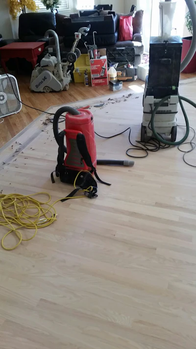 6 12 Red Vacuum