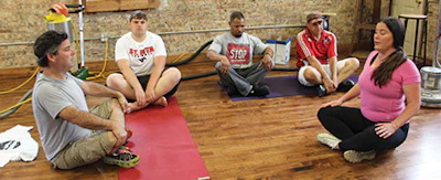 Sss 817 Wfb As17 Yoga Group Criss Cross Sm