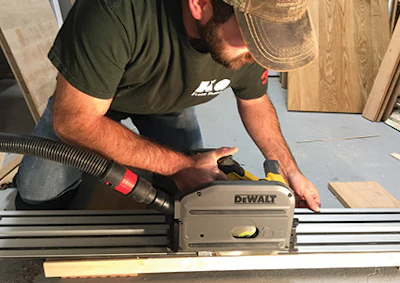 Dj18 Tool Time De Walt Circ Saw Running Img 2718 Sm