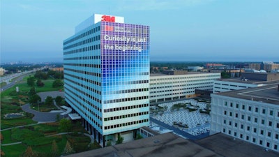 The new wrap at 3M's HQ is meant to be a visual representation of the company's Wonder campaign.