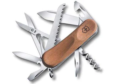 11 26 Knife Crop