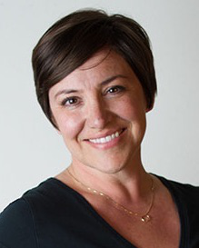 Amy Latka Headshot