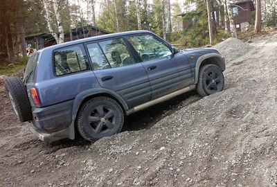 Unlike most wood flooring pros in Finland, I do have a regular work van, but I often use my Toyota Rav4 to get to summer houses (above) and to fit through narrow walkways in apartment buildings, like the one below in Helsinki. Bottom, you can see my sanding equipment is a tight squeeze in my Rav.