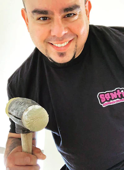 5 G 1220 Wfb Dj21 Talking Shop Jorge Perez Med