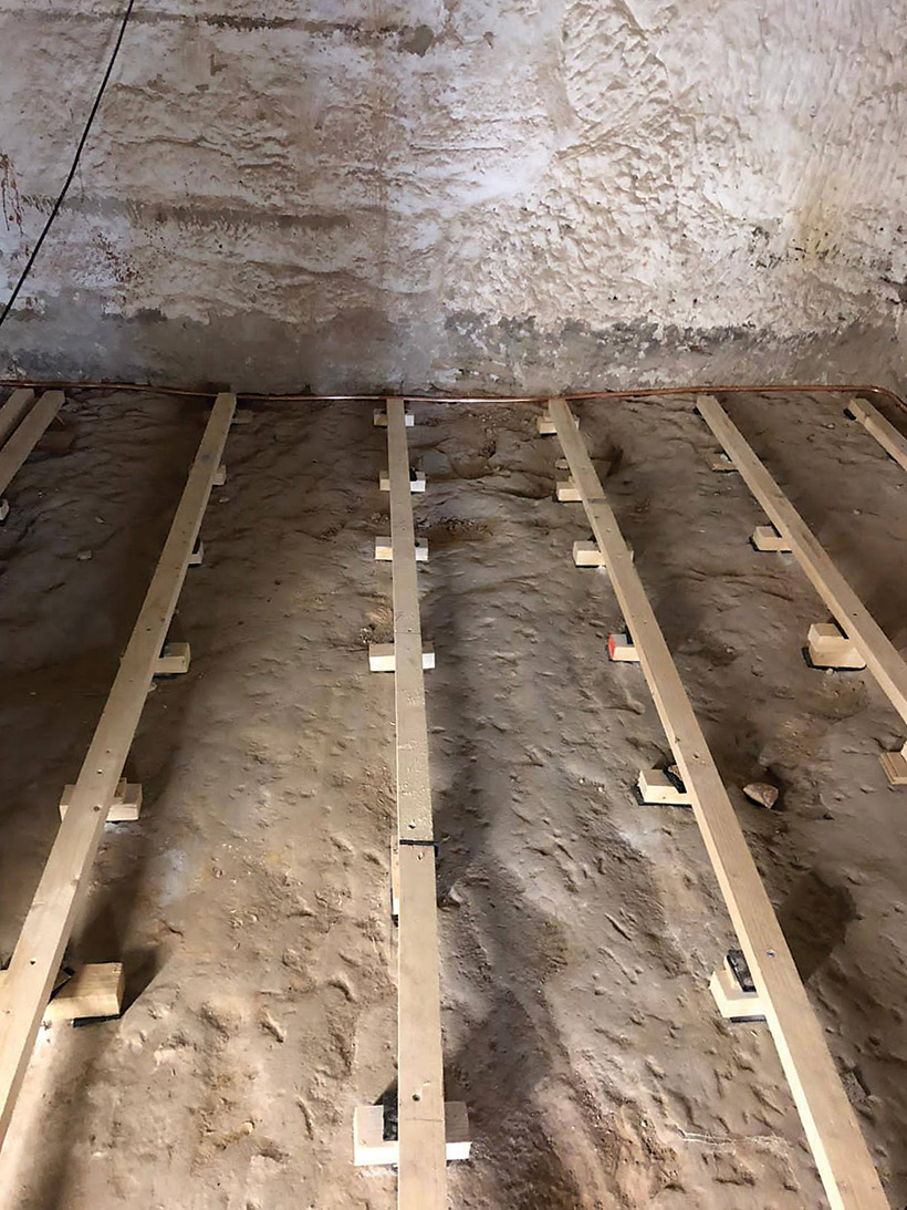 14th-Century German Castle Rocks a Live-Edge Oak Floor | Wood Floor ...