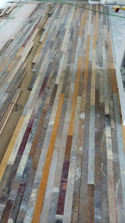 The installation was tricky, as some of the more warped boards had trouble clicking together.