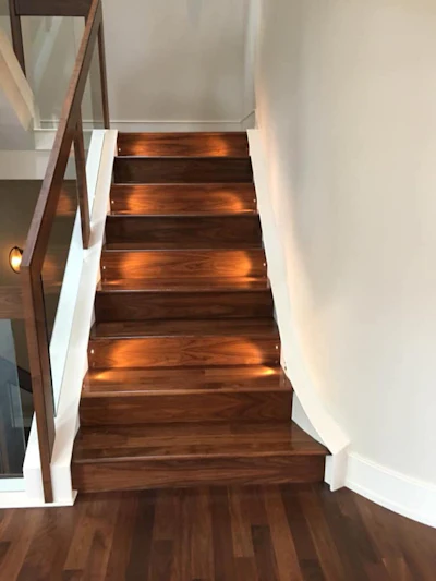 3 15 Walnut Scarrow