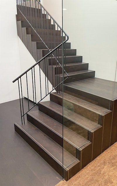 4 A 421 Wfb Am21 Da Winners Stairs Scribed 1 2 Med