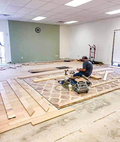 5 X 421 Wfb Am21 Da Winners Craftsman Matt Installing 11 Med