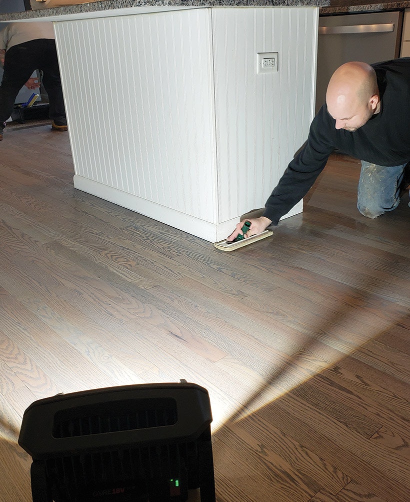 Tool Review Cordless Bosch GLI 18V 10000C Floodlight Wood Floor