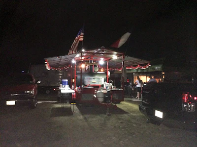 4 J 615 Hf Jj15 Wdwks Bbq Canyon Lake 2014 Slide