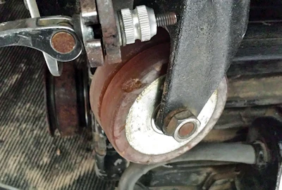 The owner of this big machine felt this chunk missing as soon as he started sanding (nobody in his crew fessed up to knowing how it got there). Experts often say they can tell something is wrong with their big machine just by its feel and sound.
