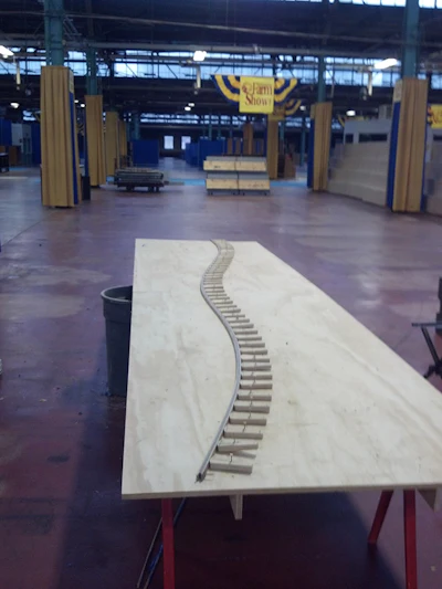 Wm16foot Infinite Curve 0415