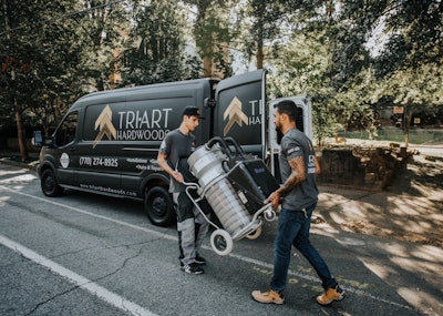 Exterior Tri Art 2 3