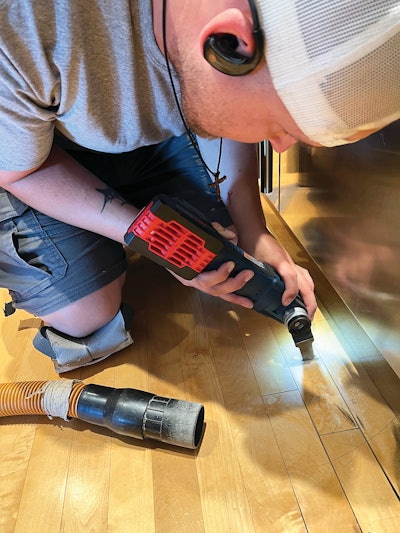 I can definitely see that we’ll be buying more of these cordless Bosch oscillating tools with the company’s Starlock system in the future.