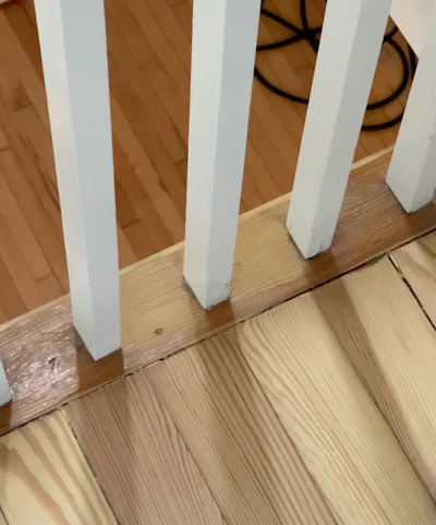 As22 Tot Sanded Between Balusters