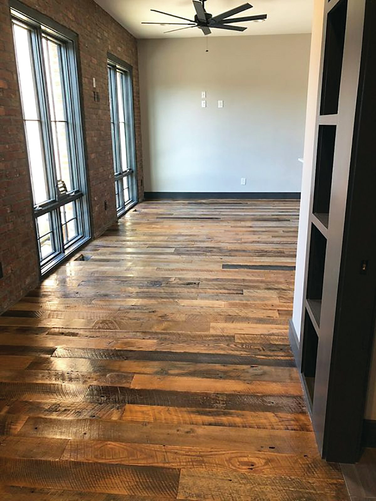 Wood Floor Trendspotting: Barnwood Floors Star in Nashville | Wood Floor  Business, image size:840x1120