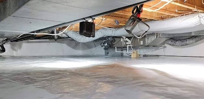 1 T 423 Wfb Am23 Techn Crawlspace3 After Film Lg