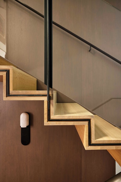 6 E 423 Wfb Am23 Da Area Floor Works 24