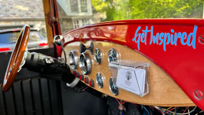 Jj23 Feature Tv Unusual Interior