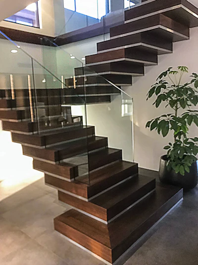 Flooring: Hurford’s | Finish: Blanchon | Adhesive: Sika | Equipment: Galaxy