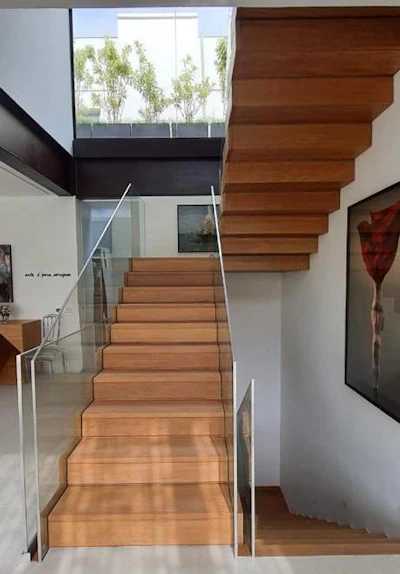 Am24 Da Stairs 1