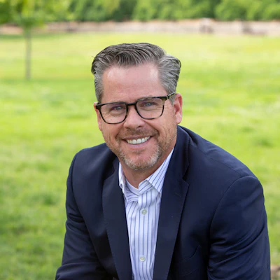 Kährs Americas hired Warren Avery as its business development manager for national accounts.