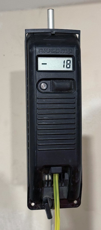 1 T 625 Wfb Jj25 Techn Nivcompcloseup Lg