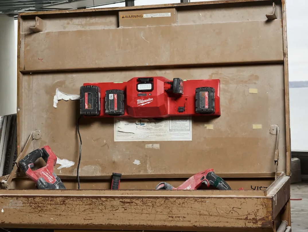Milwaukee Tool M18 And M12 Gangbox Rapid Charger