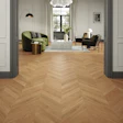 Parador Louvre Chevron3