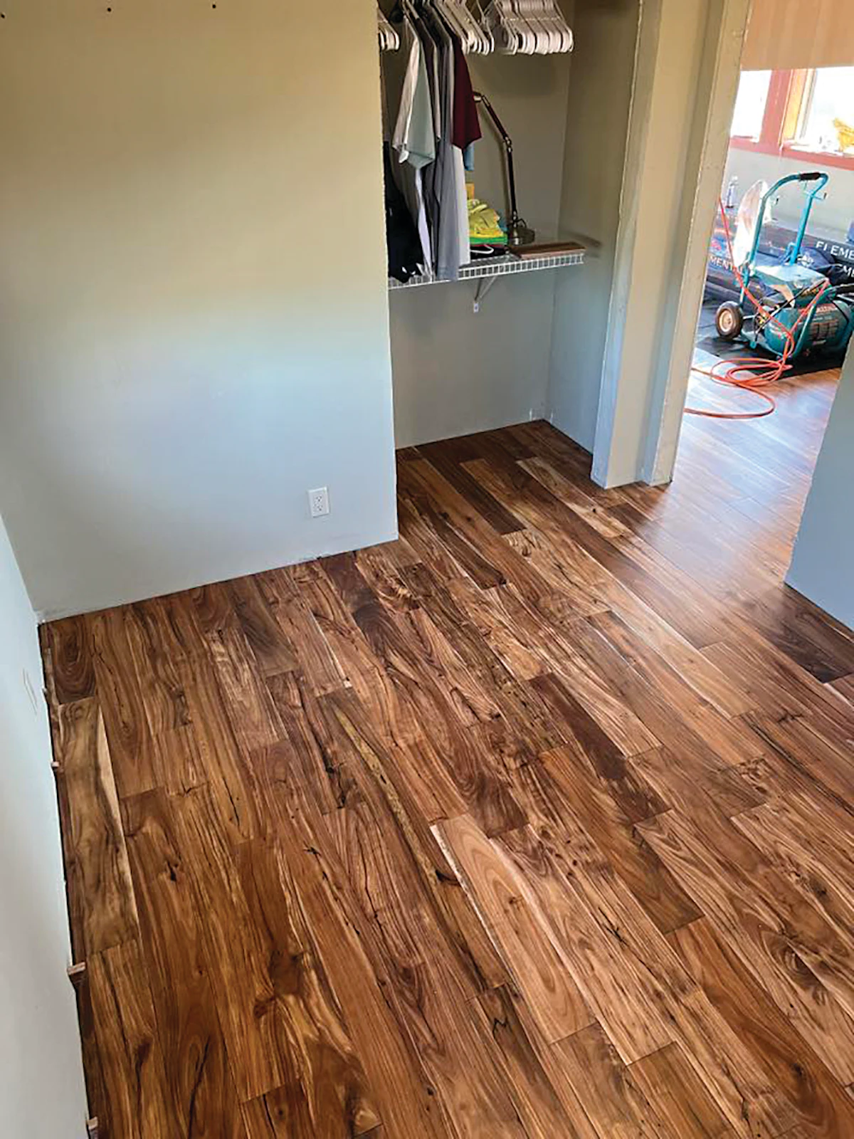 Exotic Experience: What To Know About Common Tropical Wood Flooring Species 
