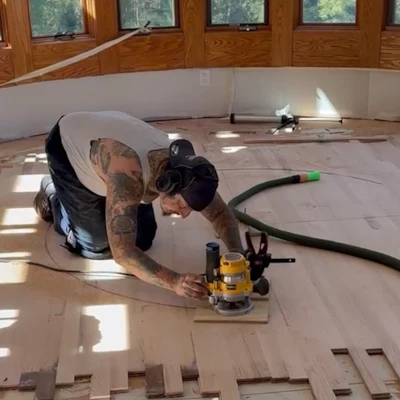 Am26 End Grain Molitor Router